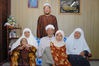 Filename=aidilfitri_2007_13.jpg
Filesize=197KiB
Dimensions=1024x685
Date added=Oct 30, 2007 aidilfitri_2007_13.jpg
