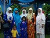 Filename=kahwin_sidik_070.jpg
Filesize=132KiB
Dimensions=648x486
Date added=Jun 07, 2006 kahwin_sidik_070.jpg
